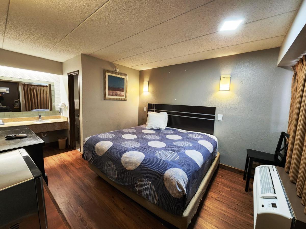 Americas Best Value Inn And Suites Little Rock Eksteriør bilde