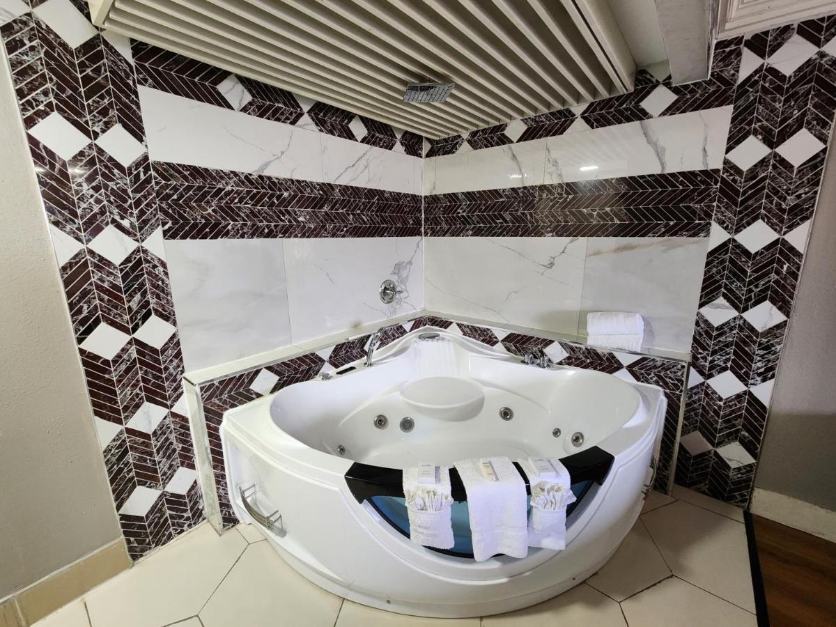 Americas Best Value Inn And Suites Little Rock Eksteriør bilde